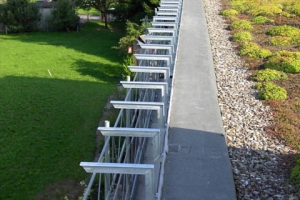 Abgekröpftes Vordach