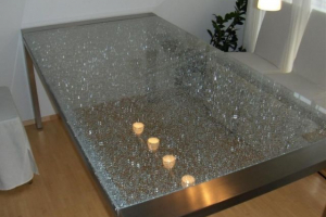 CNS-Tisch mit Crashglas