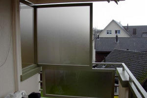 Geländer mit Glaschutz