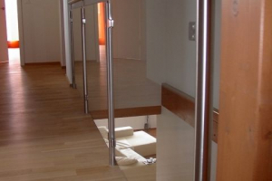 Inoxgeländer mit Glasfüllung