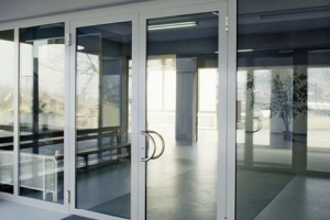 Isolierte Alu-Türen IS-3