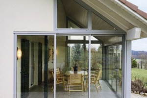 Schiebefenster und -türen PSU-220